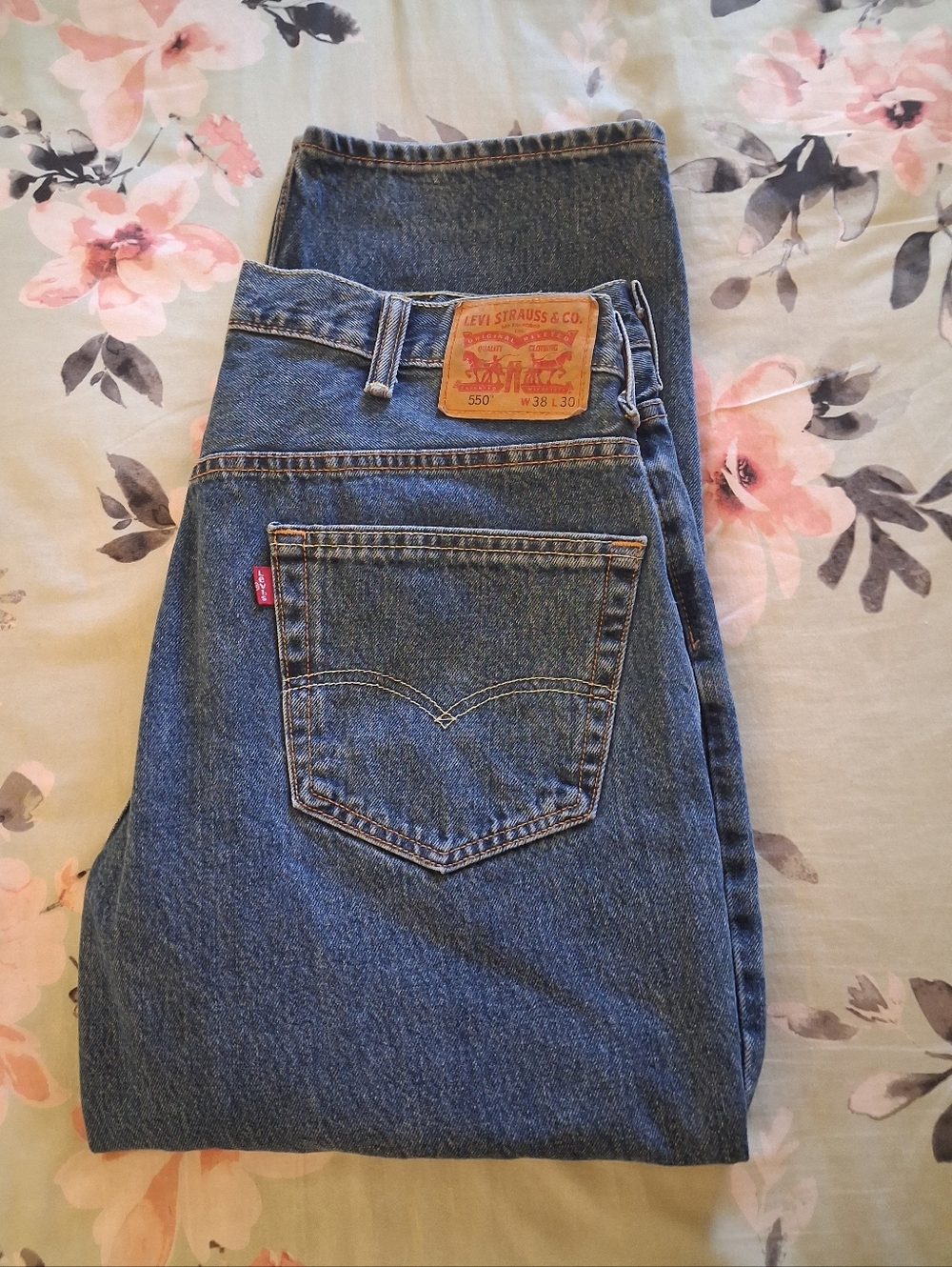 Levi's Men's 550 Relaxed Fit Jeans 38 by 30